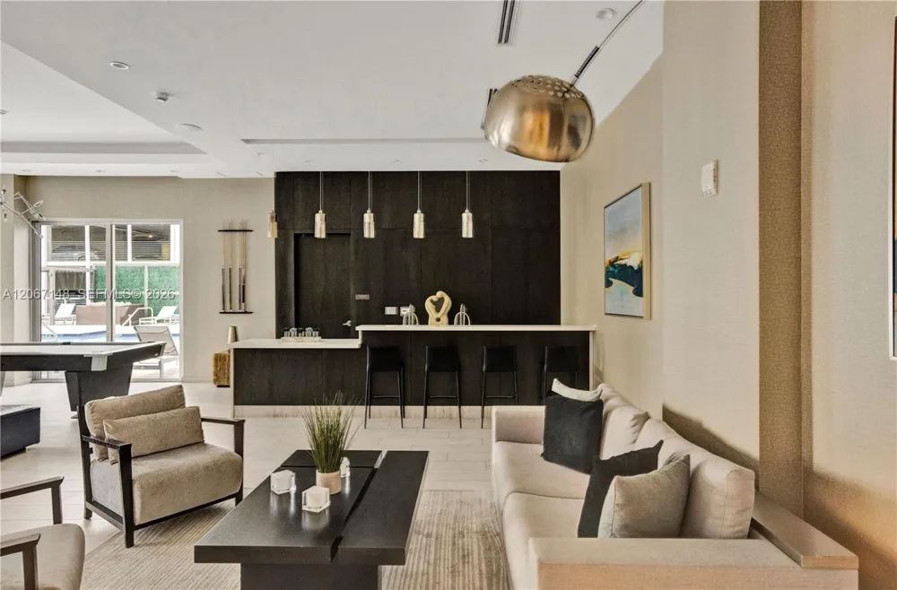 1010 SW 2nd Ave #1708 Miami, FL 33130