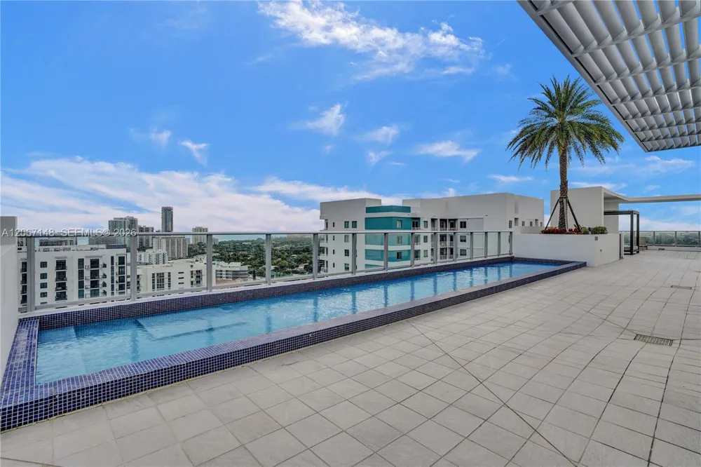 1010 SW 2nd Ave #1708 Miami, FL 33130