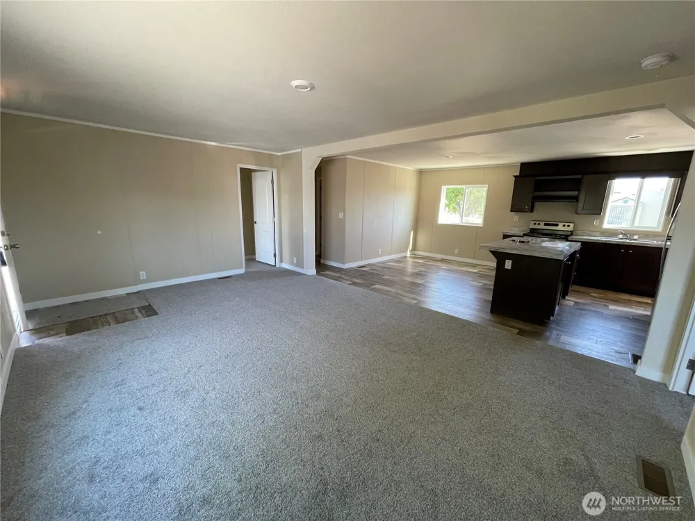 2700 Fruitvale Boulevard #14 Yakima, WA 98902