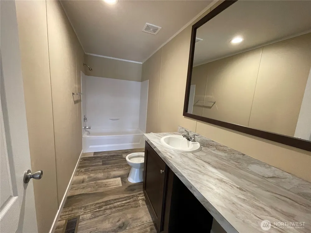2700 Fruitvale Boulevard #14 Yakima, WA 98902