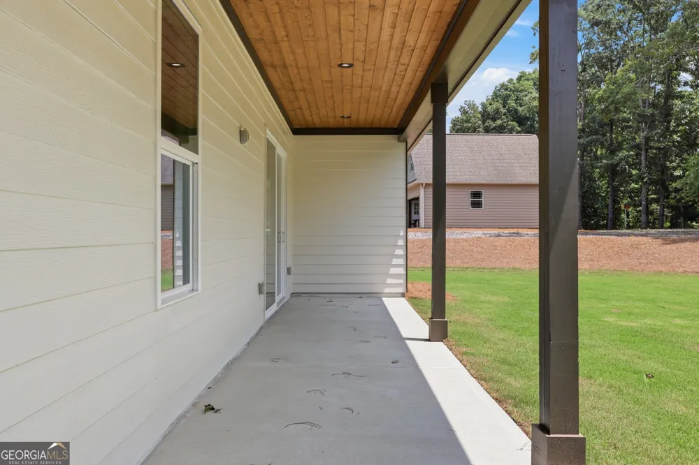 7604 Fern LN Lula, GA 30554