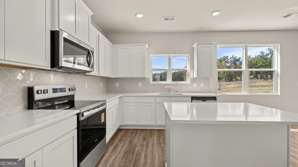 834 Trillium DR Locust Grove, GA 30248