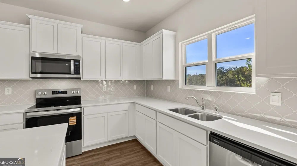 834 Trillium DR Locust Grove, GA 30248