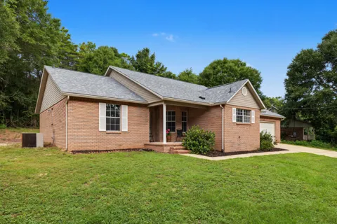 213 Hunter Drive