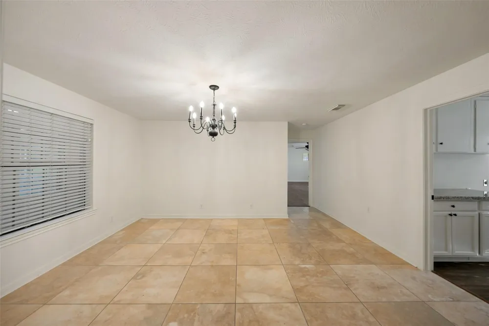 83 County Road 3189c Cleveland, TX 77327