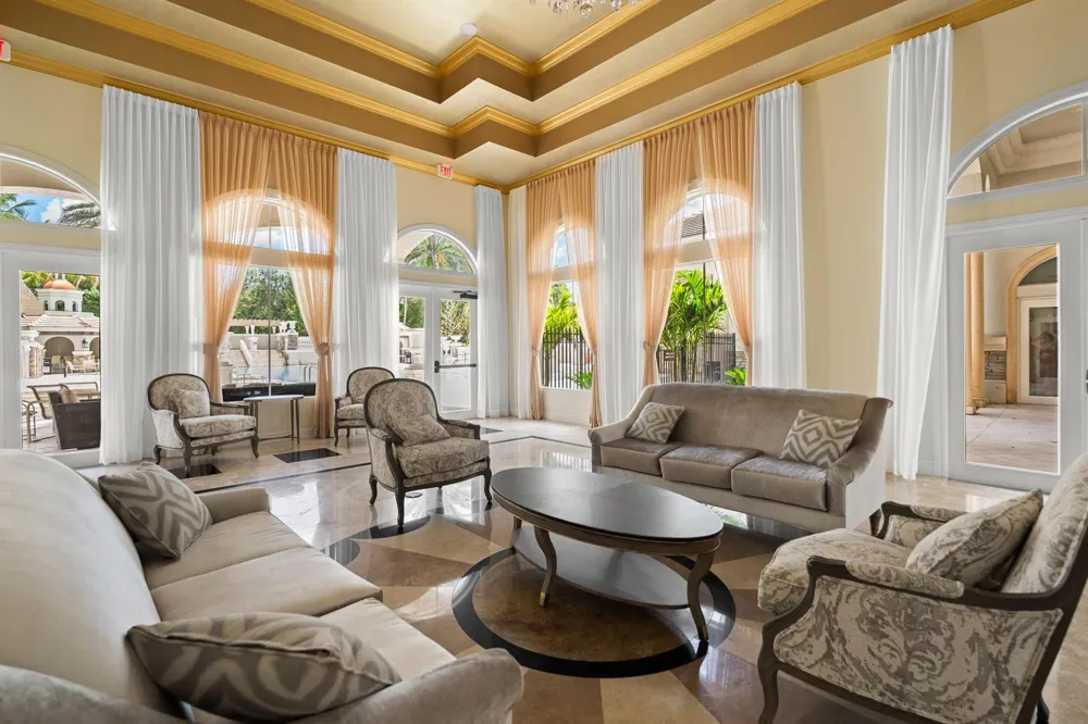 10538 VERSAILLES BOULEVARD Wellington, FL 33449