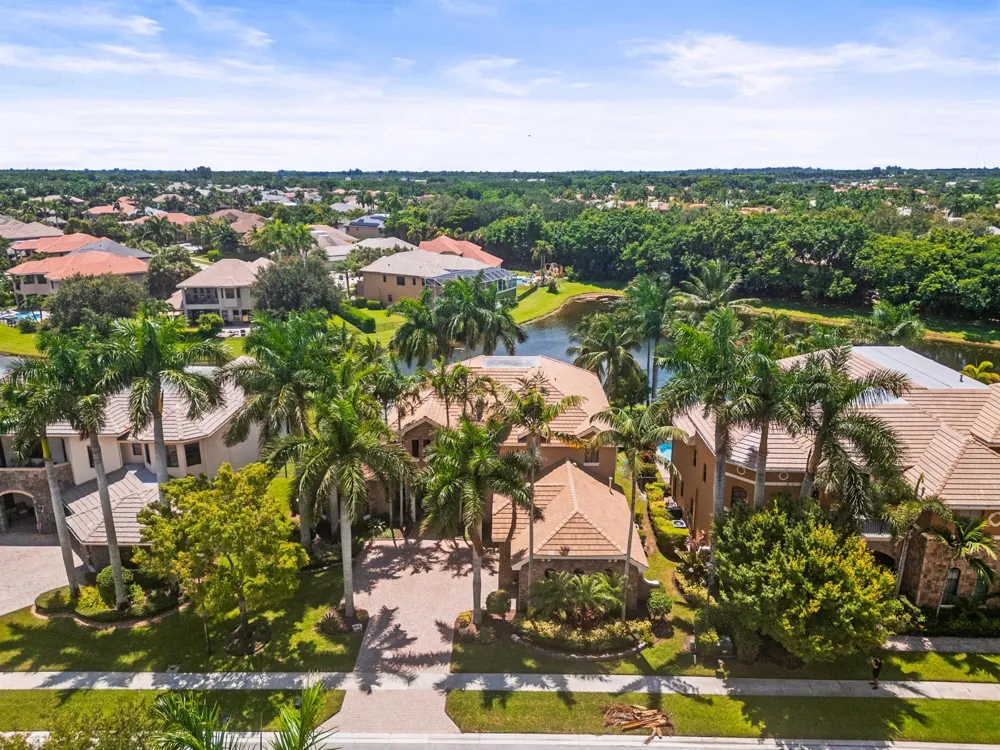 10538 VERSAILLES BOULEVARD Wellington, FL 33449