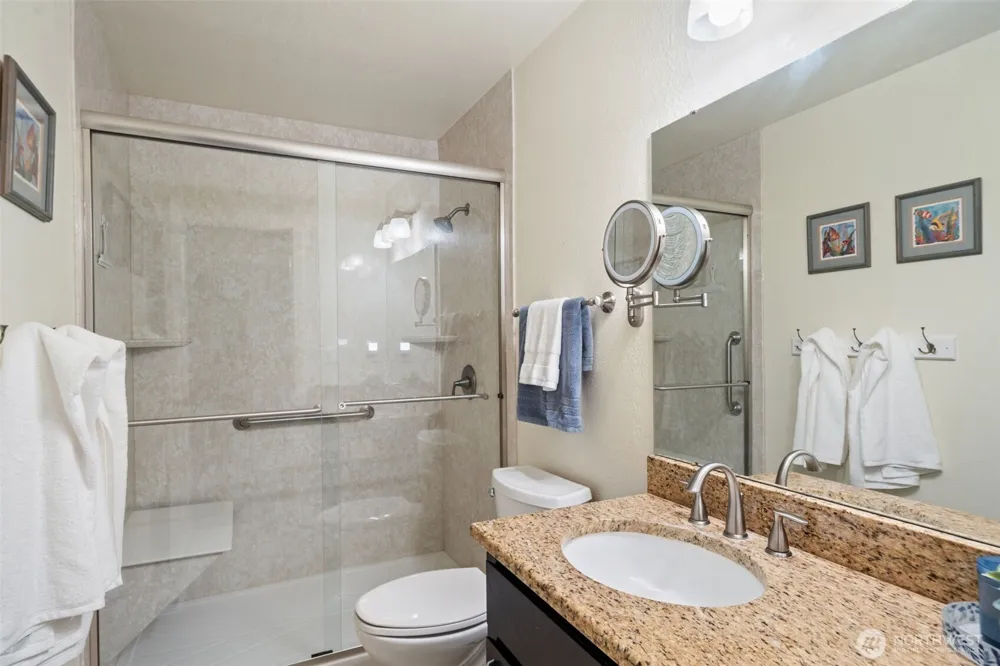 21337 Eagle Sky Place Poulsbo, WA 98370