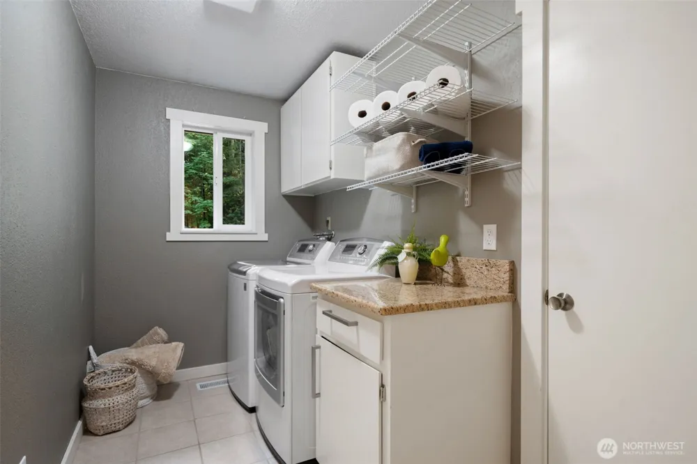 21337 Eagle Sky Place Poulsbo, WA 98370