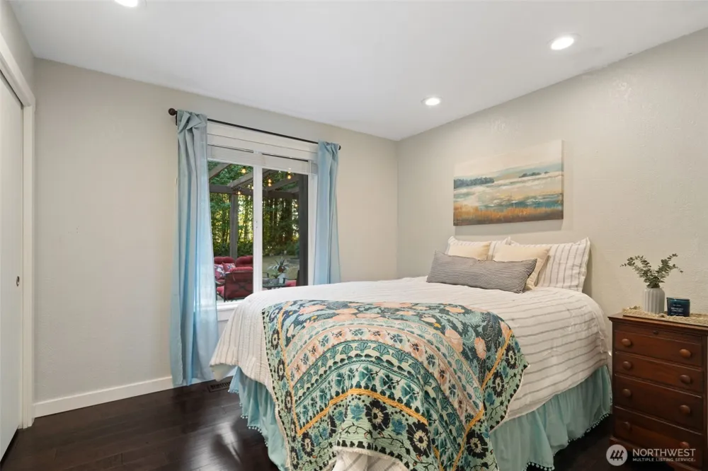 21337 Eagle Sky Place Poulsbo, WA 98370