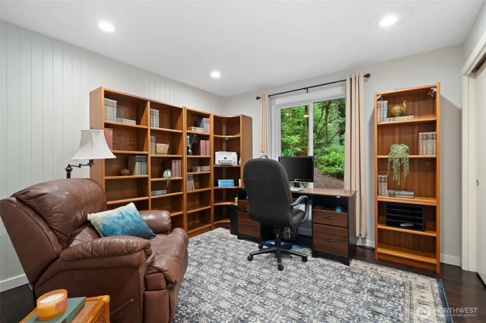 21337 Eagle Sky Place Poulsbo, WA 98370