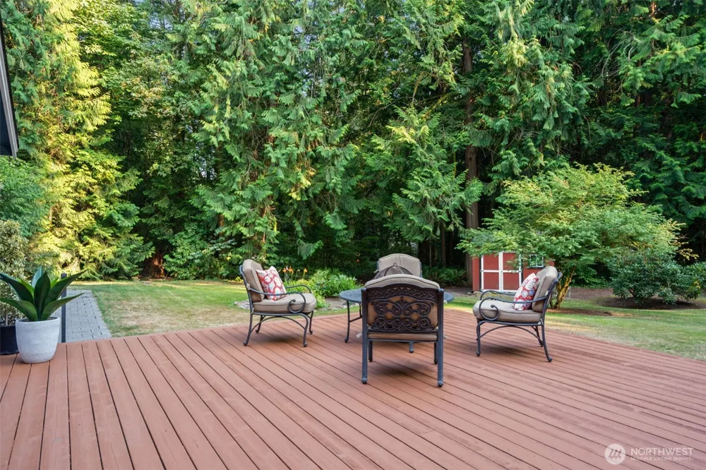 21337 Eagle Sky Place Poulsbo, WA 98370