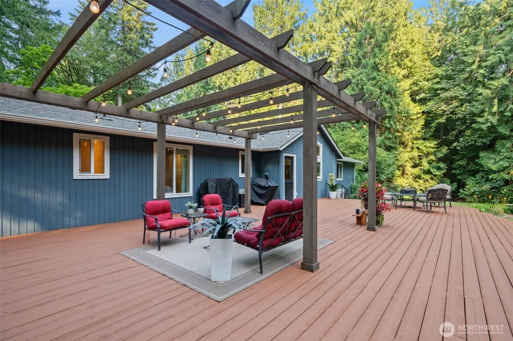 21337 Eagle Sky Place Poulsbo, WA 98370