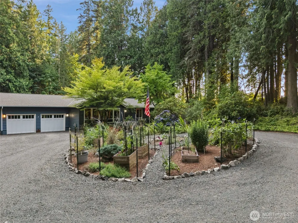 21337 Eagle Sky Place Poulsbo, WA 98370