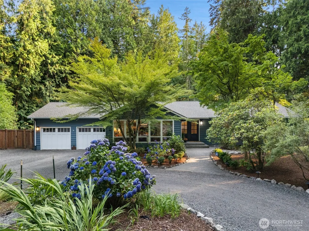 21337 Eagle Sky Place Poulsbo, WA 98370