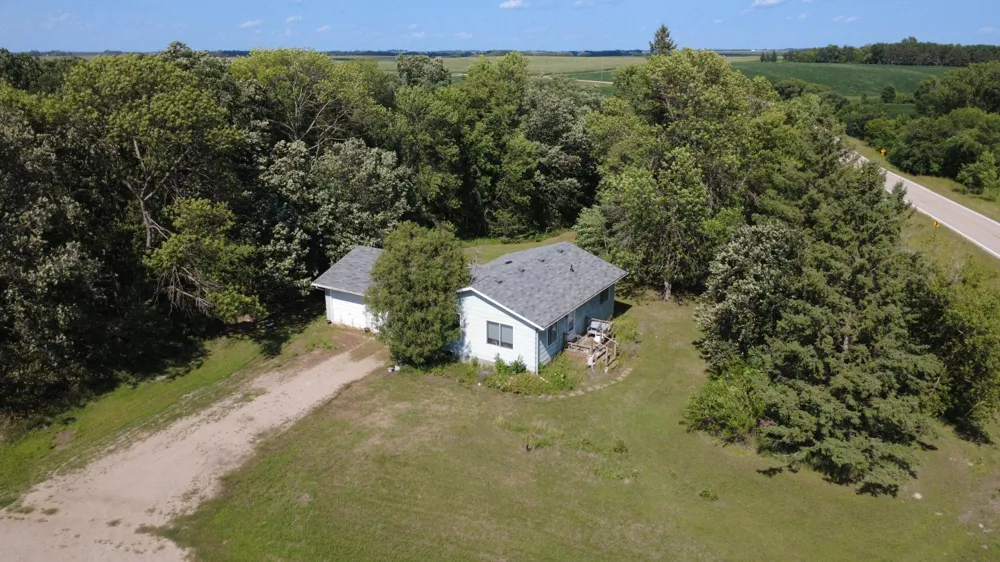 2134 County Road 1 NW Evansville, MN 56326