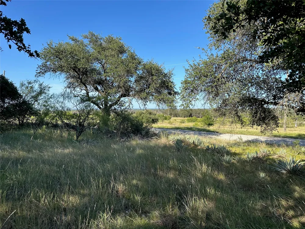 825 Sextant Circle Brownwood, TX 76801