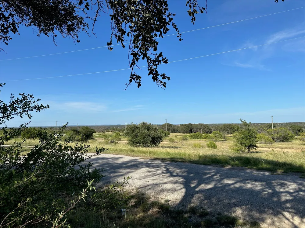 825 Sextant Circle Brownwood, TX 76801