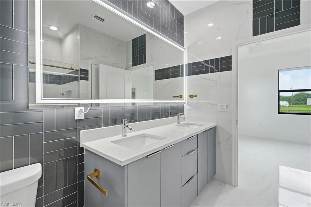 7004 Alfa Court Labelle, FL 33935