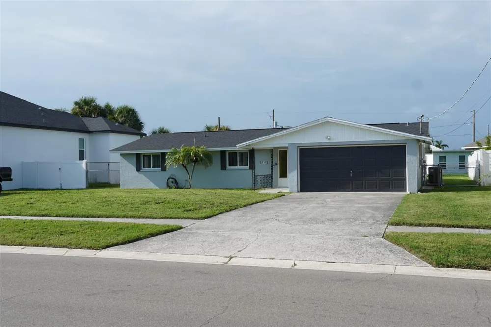 536 FLAMINGO DRIVE Apollo Beach, FL 33572
