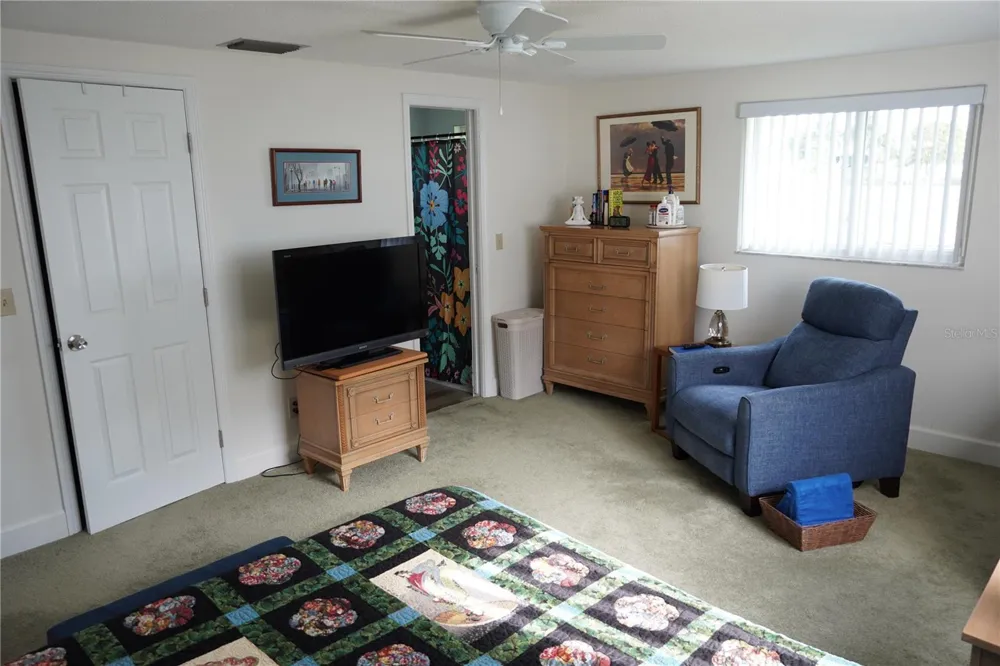 536 FLAMINGO DRIVE Apollo Beach, FL 33572