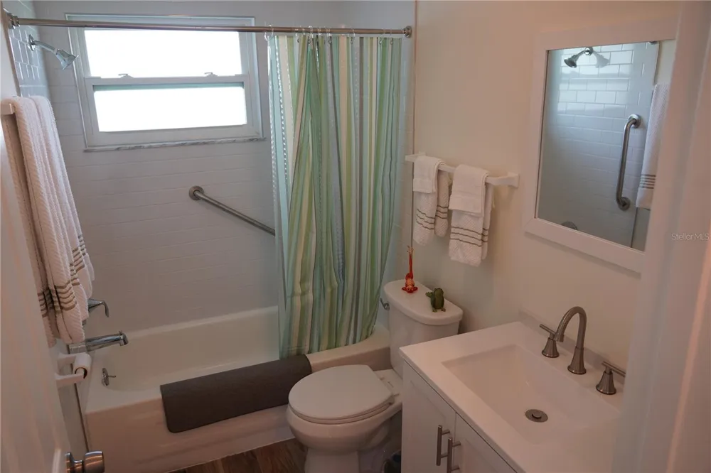 536 FLAMINGO DRIVE Apollo Beach, FL 33572