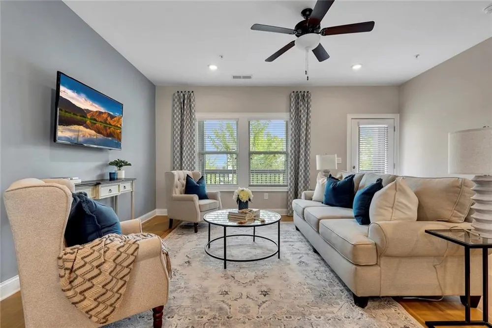 708 Mulberry Walk Woodstock, GA 30188