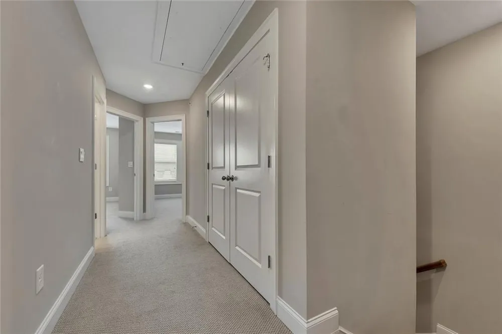 708 Mulberry Walk Woodstock, GA 30188