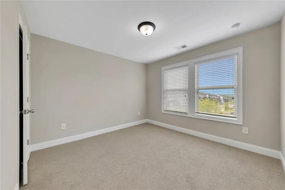 708 Mulberry Walk Woodstock, GA 30188