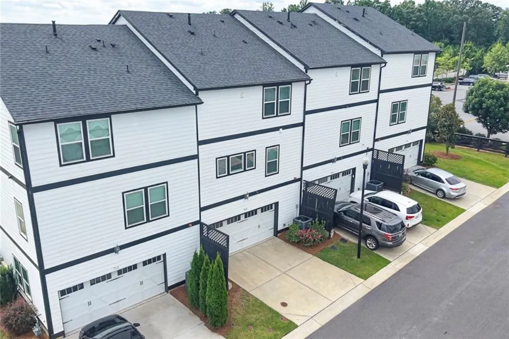 708 Mulberry Walk Woodstock, GA 30188