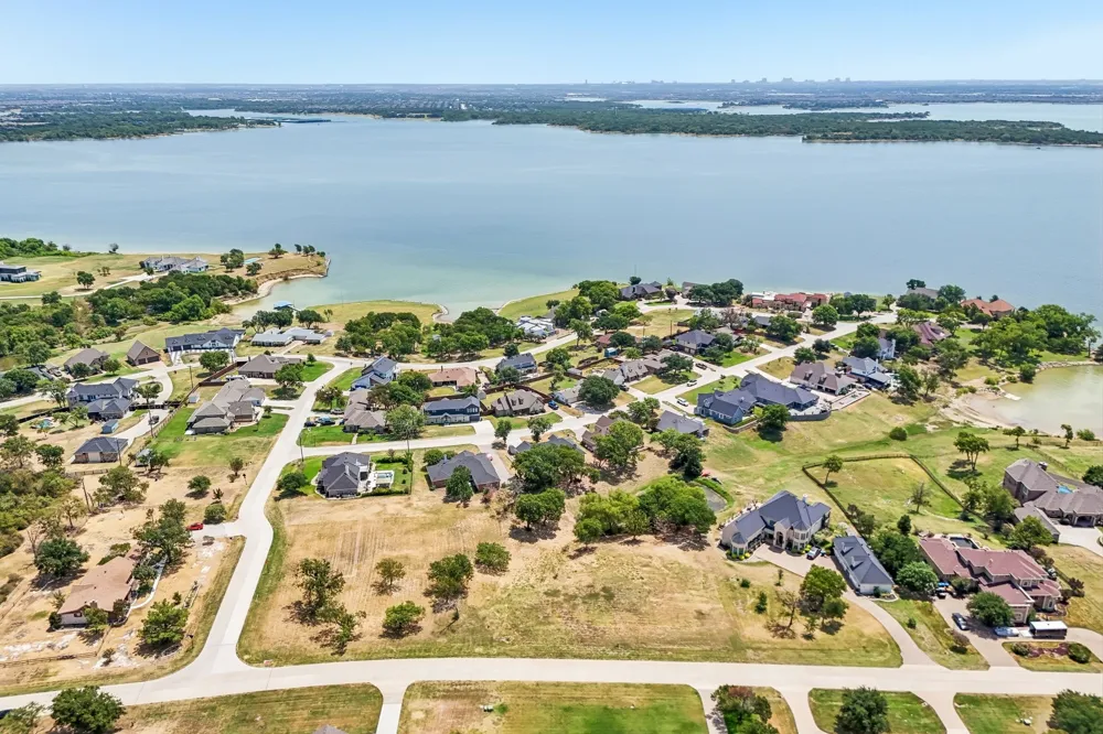 602 Stowe Lane Lakewood Village, TX 75068