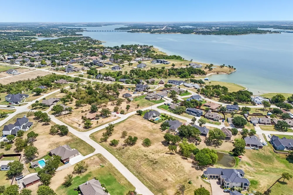 602 Stowe Lane Lakewood Village, TX 75068