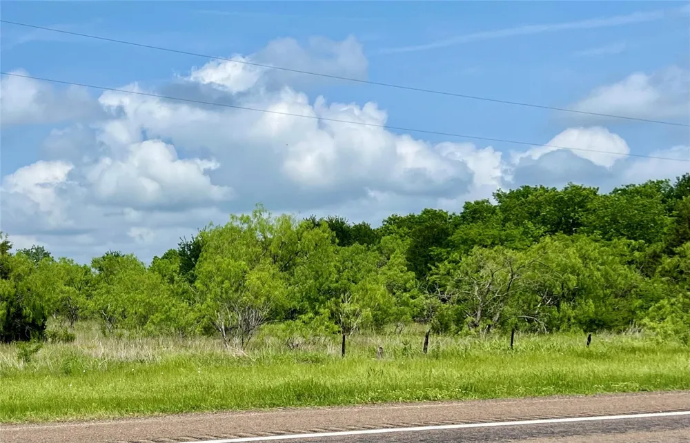 FM 85 Ennis, TX 75119