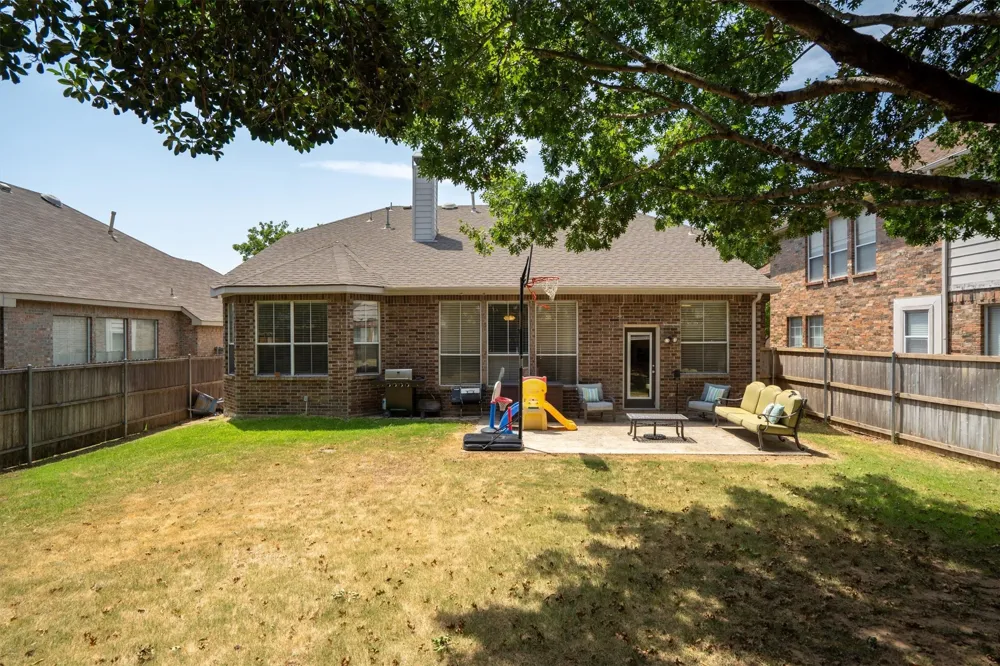 1712 Andover Lane Corinth, TX 76210