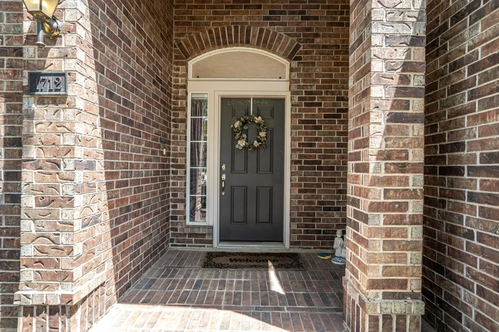 1712 Andover Lane Corinth, TX 76210