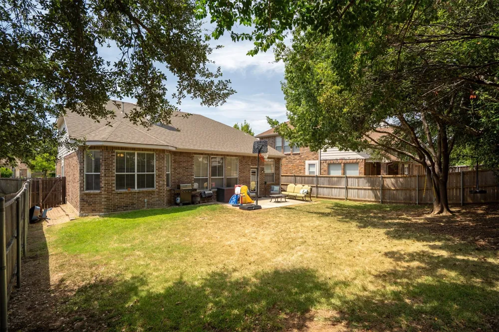 1712 Andover Lane Corinth, TX 76210