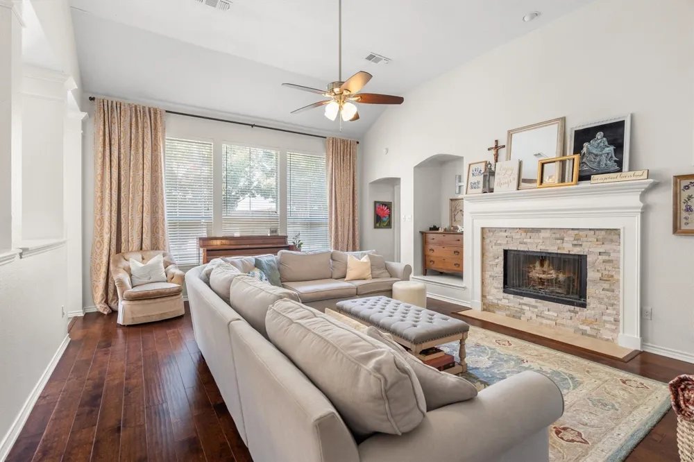1712 Andover Lane Corinth, TX 76210