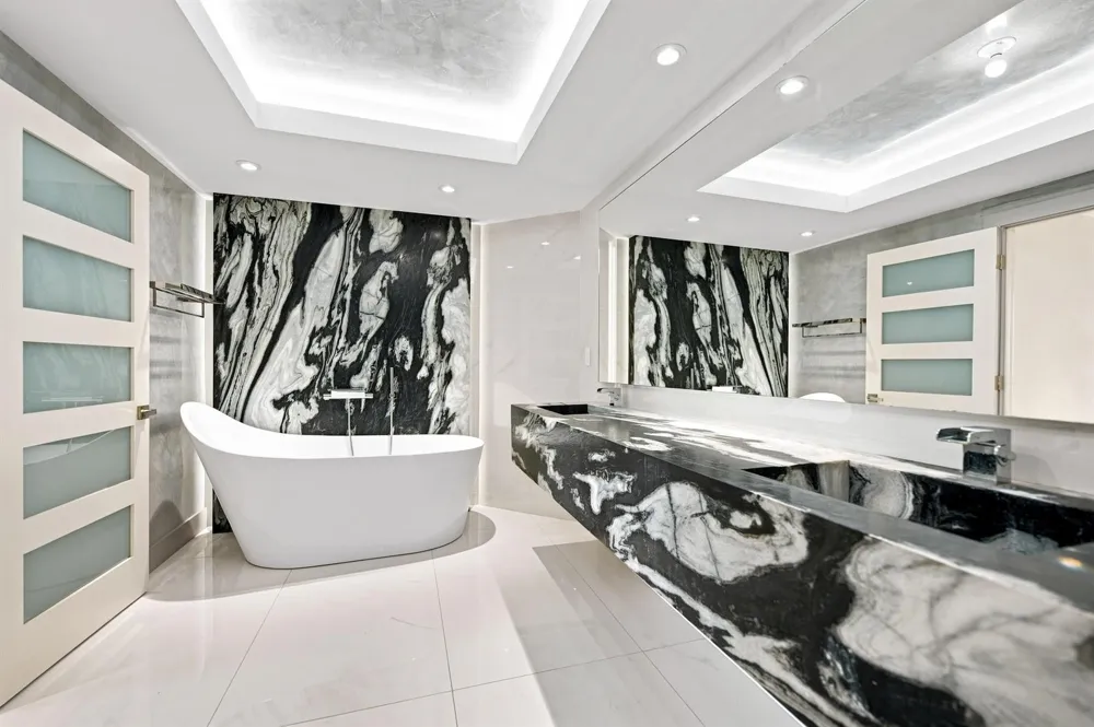 2000 Island Boulevard #2905 Aventura, FL 33160