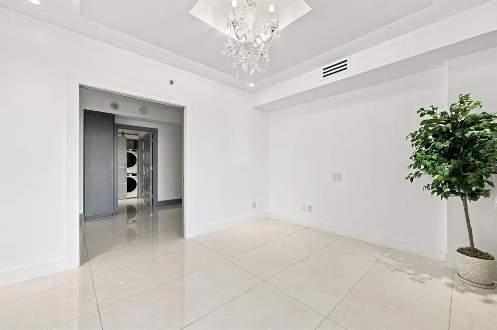 2000 Island Boulevard #2905 Aventura, FL 33160