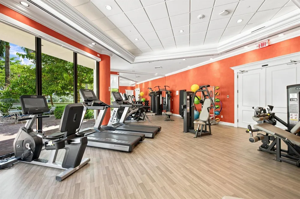 2000 Island Boulevard #2905 Aventura, FL 33160