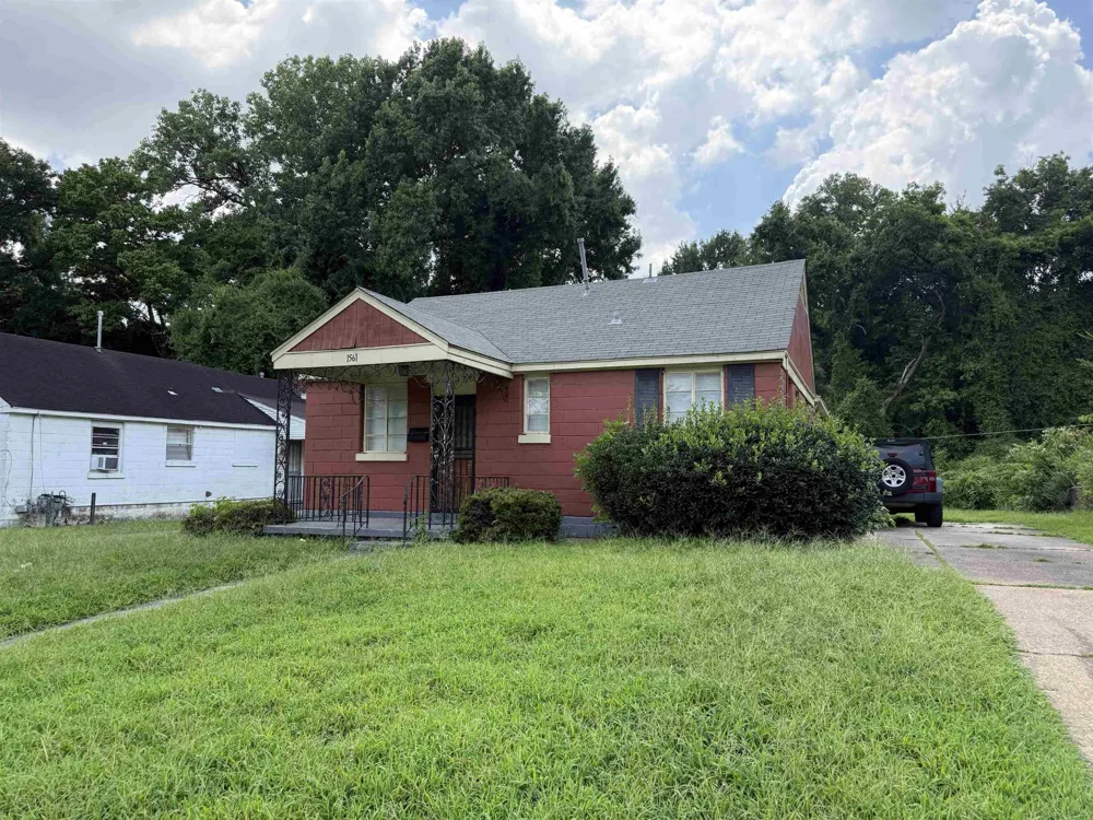 1561 W DIANNE CIR Memphis, TN 38114