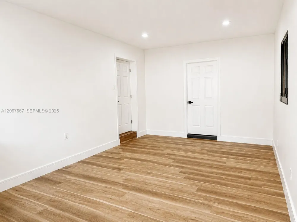 3431 NE 8th Ave Oakland Park, FL 33334
