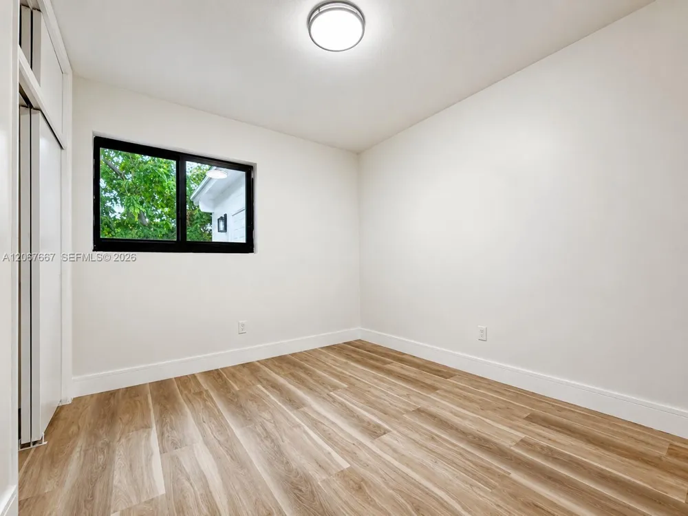3431 NE 8th Ave Oakland Park, FL 33334