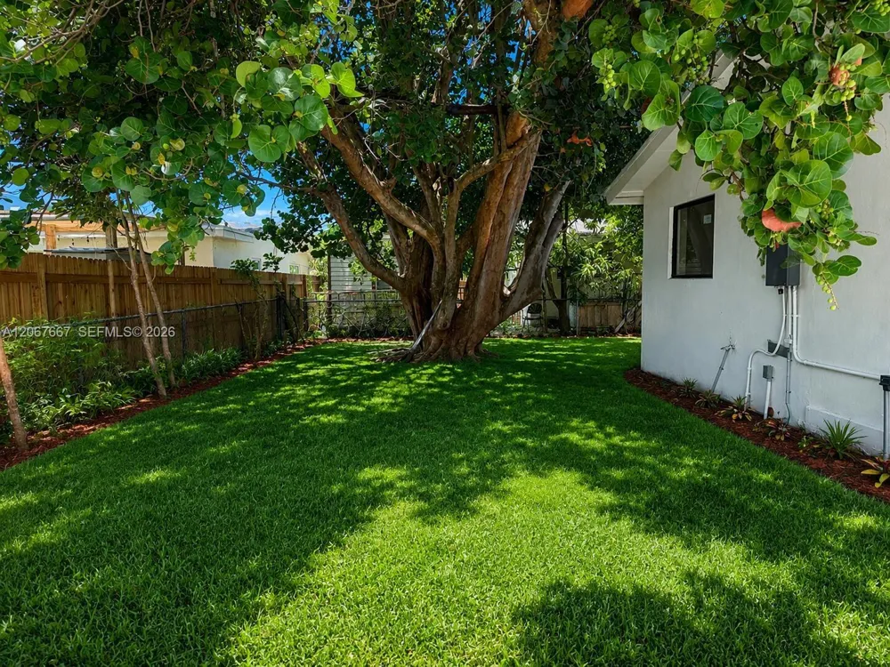 3431 NE 8th Ave Oakland Park, FL 33334