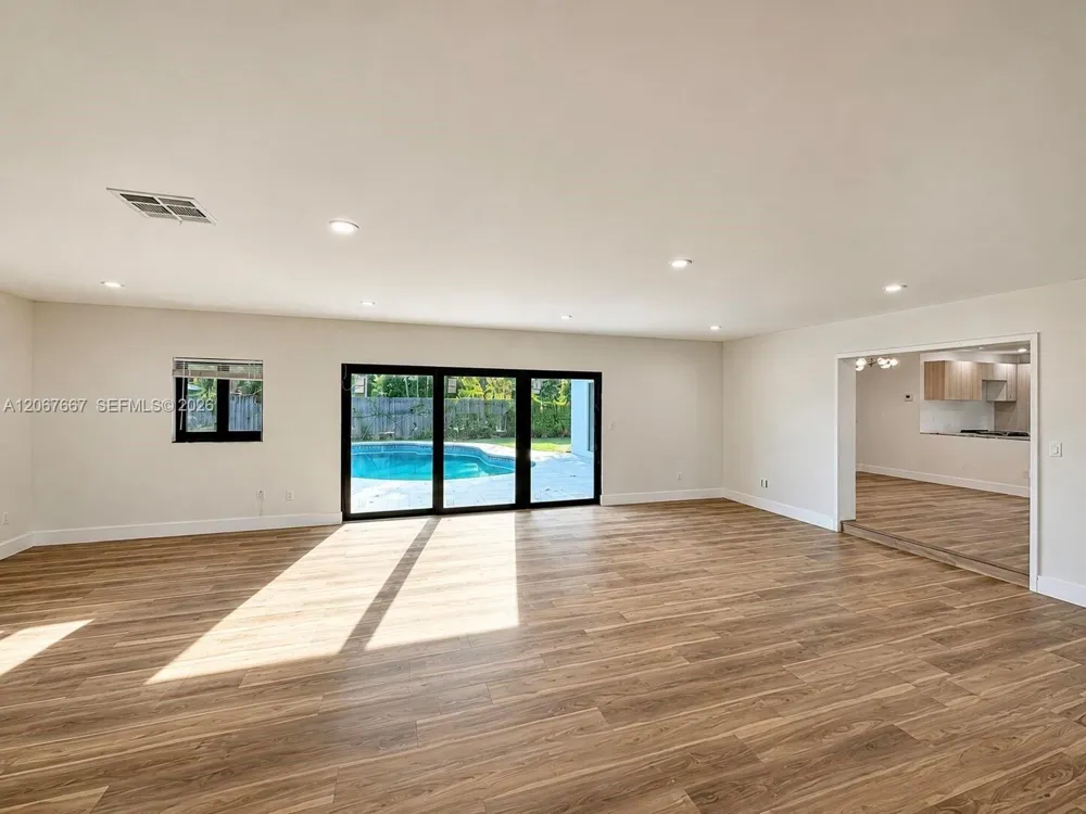 3431 NE 8th Ave Oakland Park, FL 33334