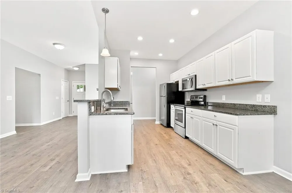 2513 Mill Brook Trail Kernersville, NC 27284