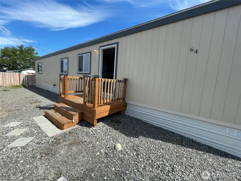 2700 Fruitvale Boulevard #64