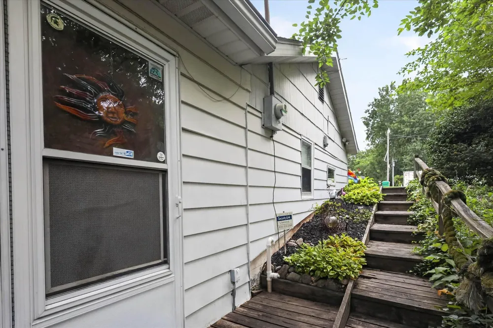 52784 Twin Lakeview Drive Wayne Township, MI 49047