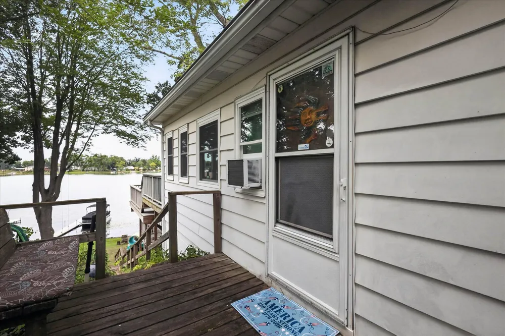 52784 Twin Lakeview Drive Wayne Township, MI 49047