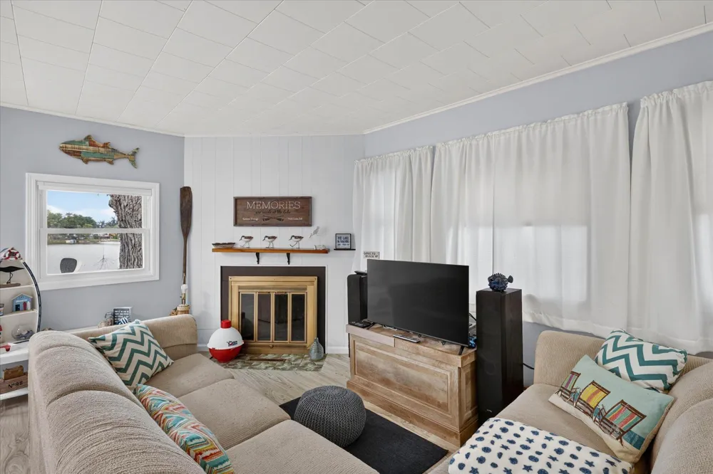 52784 Twin Lakeview Drive Wayne Township, MI 49047